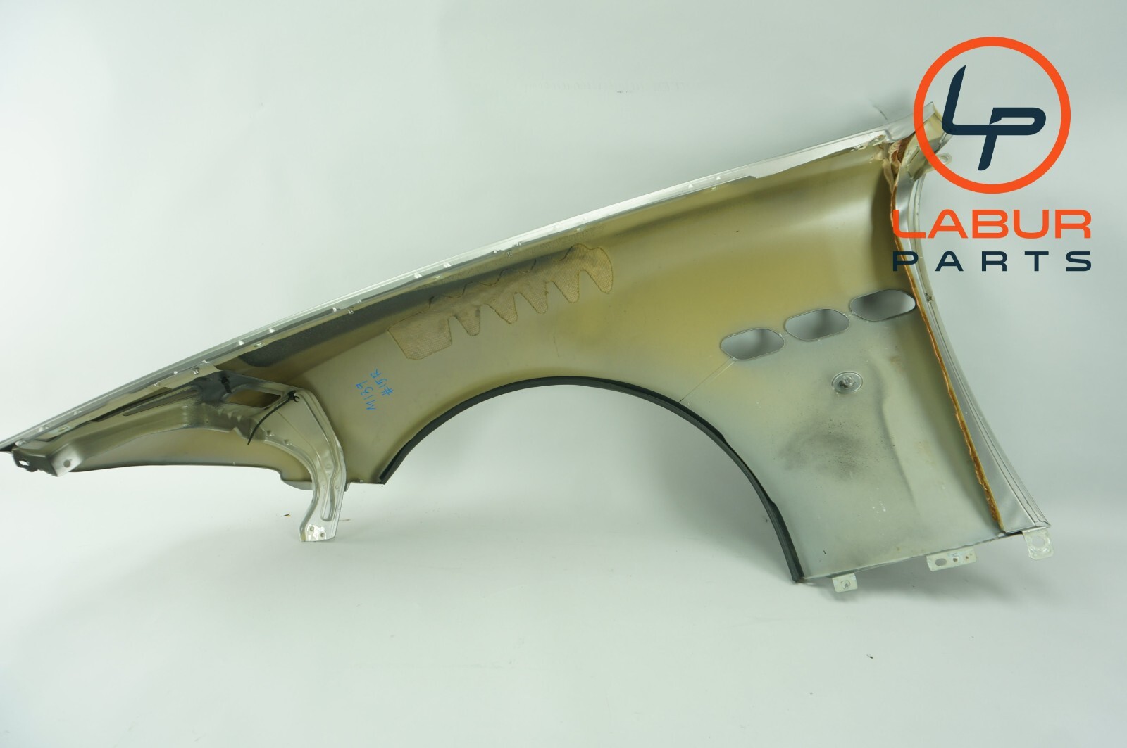 M139 03-13 Maserati Quattroporte Front Right Passenger Side Fender Panel FR341