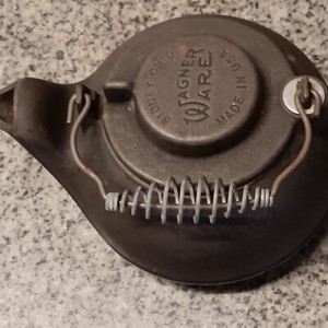 Wagner Ware Cast Iron Kettle | eBay Wagner Ware Cast Iron Kettle | eBay