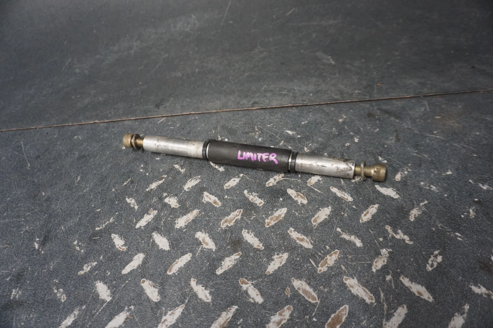 2001-2009 MXZ 600 Grand Touring Ski-Doo OEM Front Limiter Strap Axle Shaft Ass'y