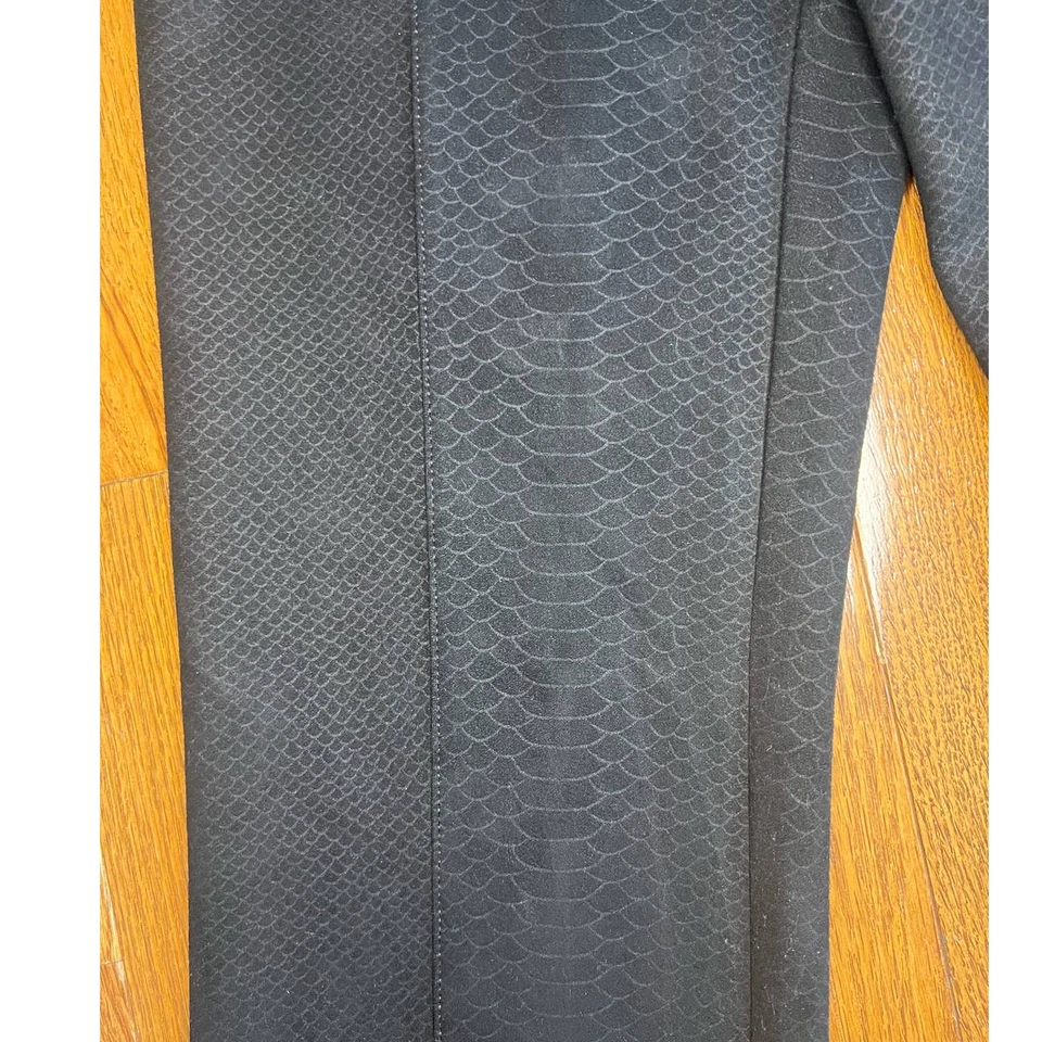 Pantalones cortos Mudd FLX Ponte Kick en piel de serpiente negra, XL Foto 2 de 4