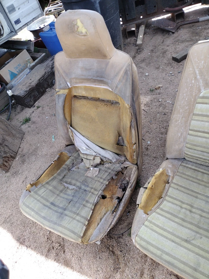 Toyota 1982 asientos pick up Foto 2 de 3