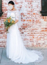 Size 8 Soft White Wedding Gown Veil  3/4 Sleeve  Off the Shoulder A-line Dress