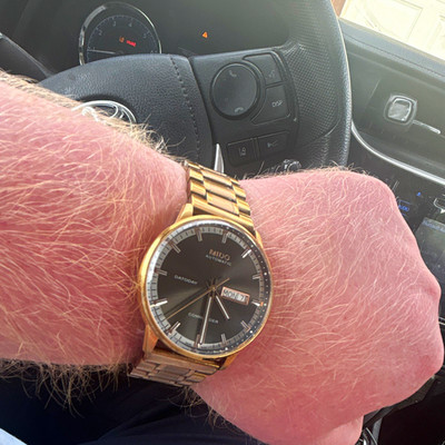Mido Commander Datoday Automatic Day/Date Black Dial Gold SS Bracelet Watch