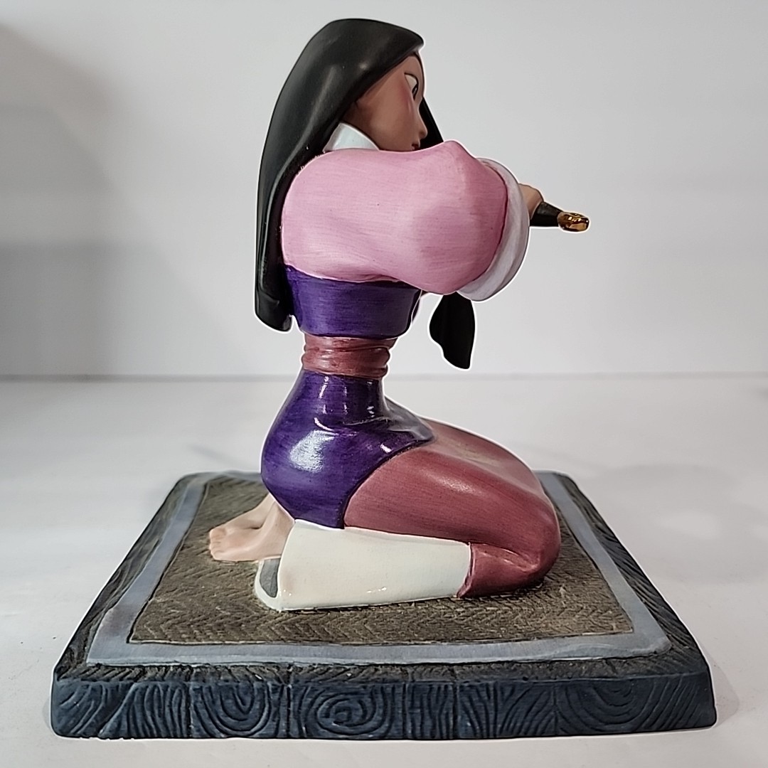 WDCC Walt Disney Mulan "Honorable Decision" Statue With COA & Box
