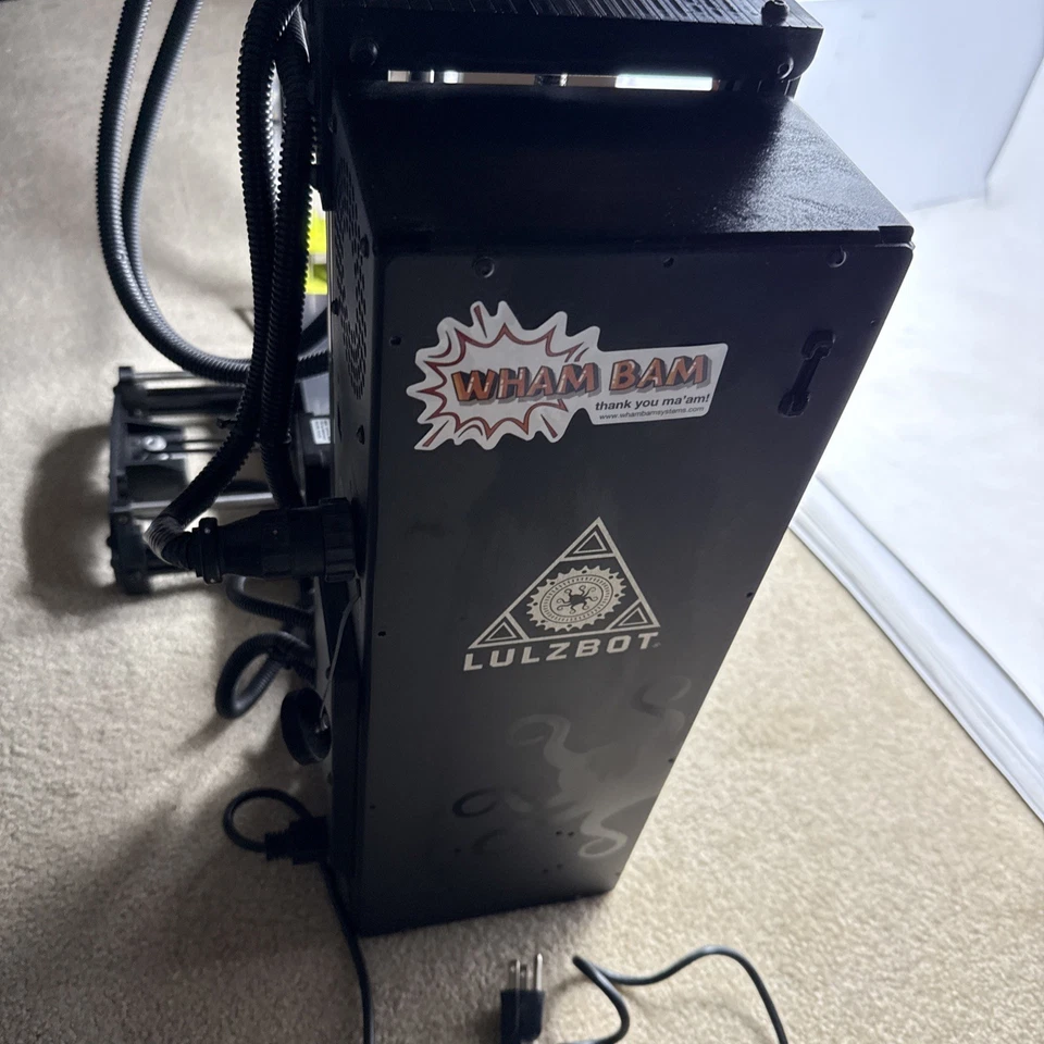 LulzBot TAZ 6 3D Printer - Black/Green (KT-PR0041NA-16081) - Image 3 of 4