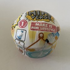 MGA  s Mini Verse Make It Mini Lifestyle Home Series 1 - 1 Ball