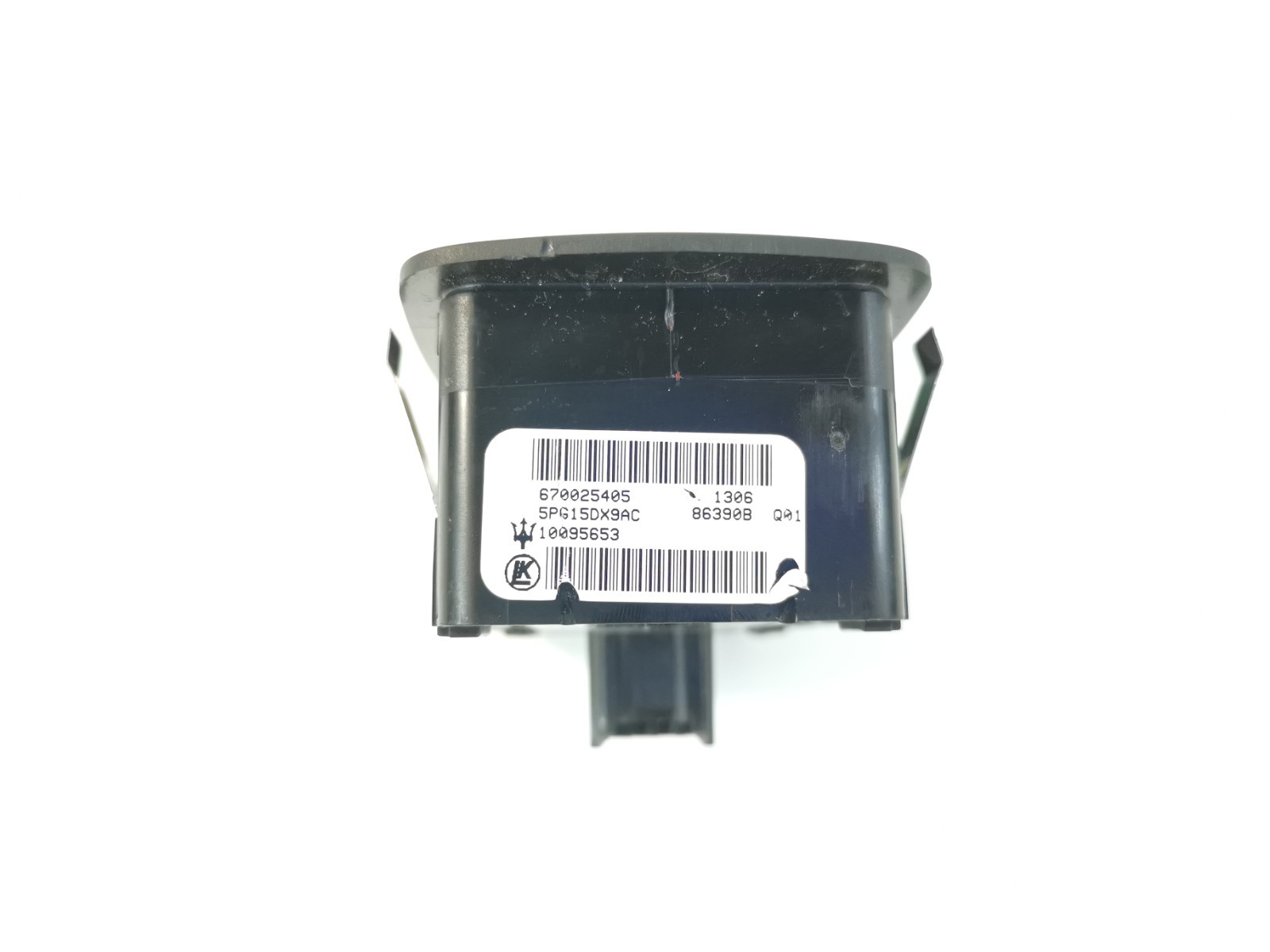 Maserati Levante 3.0 L 2017 Rear Left Driver Side Window Control Switch OEM