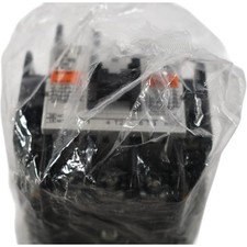 NEW Fuji Electric SCN2 220-240V Magnetic Contactor IEC 35A 3 Pole Aux