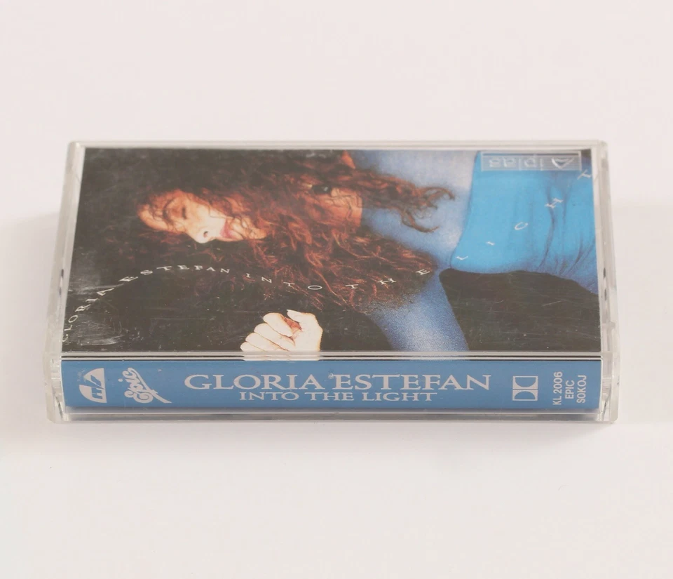 Gloria Estefan - Into The Light - Cassette Tape [KL 2006] (1991) - Image 3 of 4