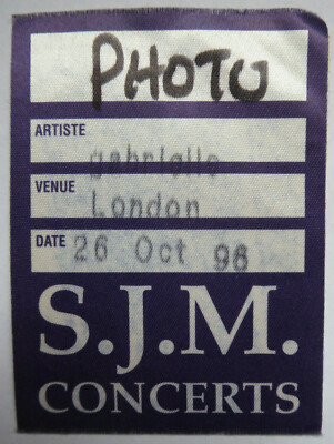 GABRIELLE concert photo pass London England 26th October 1996
