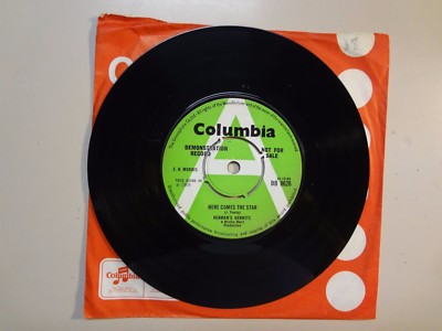 HERMAN'S HERMITS: Here Comes The Star- It's Alright Now-U.K. 7'' 69 Columbia Demo