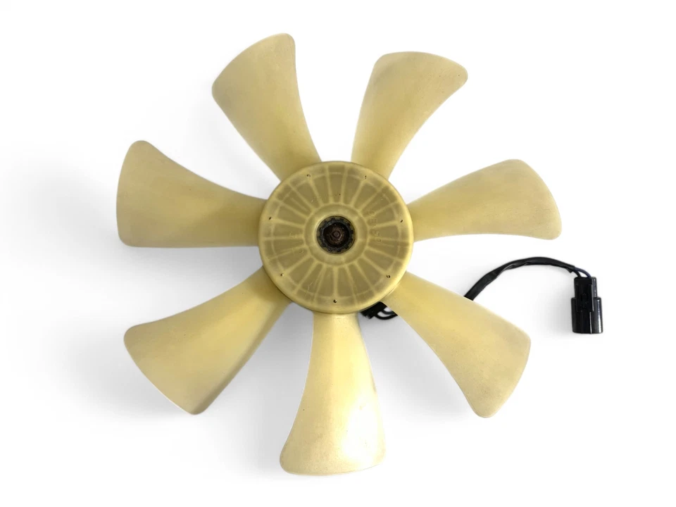 2003 LEXUS IS300 FAN MOTOR WITH BLADE 16363-46050 LEFT DRIVER SIDE OEM 350 #A47 - Image 2 of 4