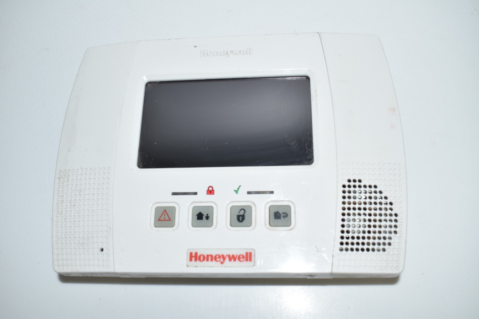 Honeywell LYNX TOUCH L5100 LYNXTOUCH2 Control Panel (TTA84)