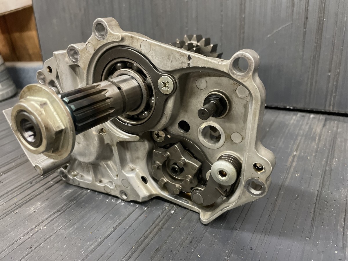 2008 Kawasaki Ninja ZX6R Engine Transmission Motor Trans