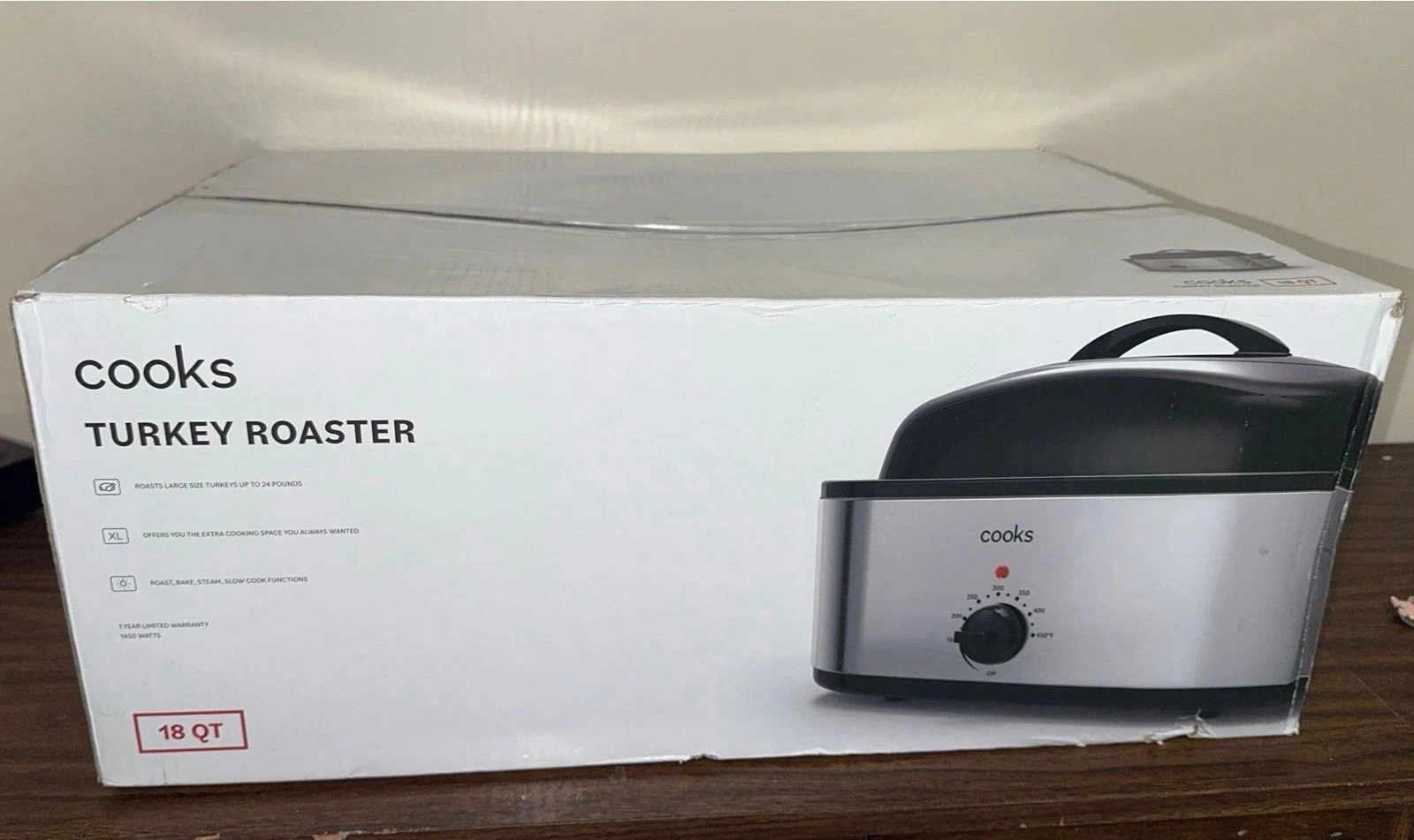 Cooks 18-Quart Non-Stick Turkey Roaster Black/Silver 1450W – Open Box, New