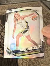 2025 Panini Prizm WNBA  Silver Prizm Variation #147 Paige Bueckers