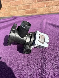 indesit waschtrockner IWC71252 NUR ABLAUFPUMPE