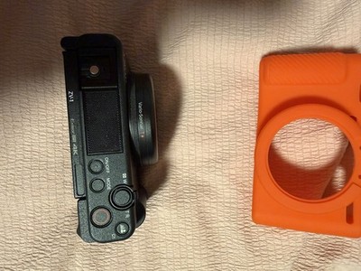 Sony Cyber-shot ZV-1 20.1MP Compact Digital Vlog Camera