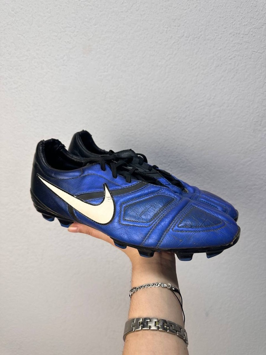 Vintage NIKE CTR 360 MAESTRI LIBRETTO FG FOOTBALL BOOTS 366237-410