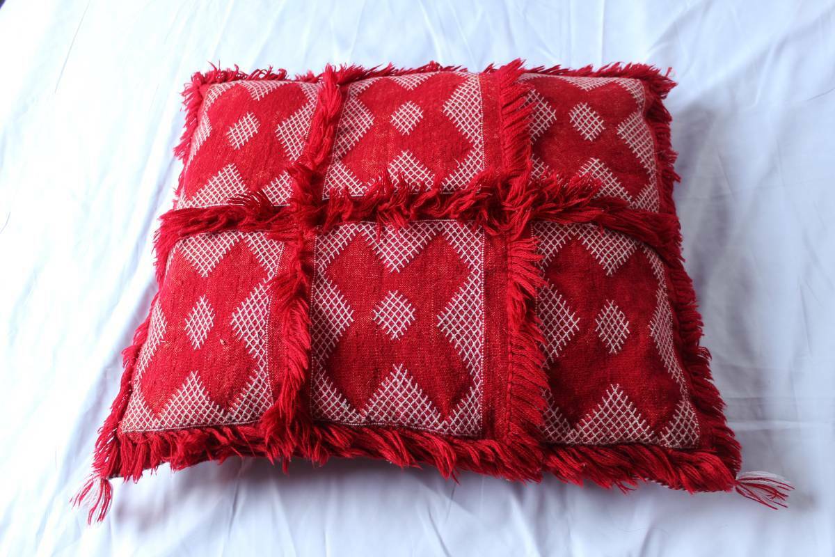 Moroccan Wool Pillow Cover -- Handira Wedding Berber Pillo 45in X 54in read