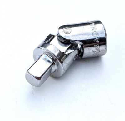 Halfords Advanced 3/8'' dr. drive UJ universal swivel wobble joint tool
