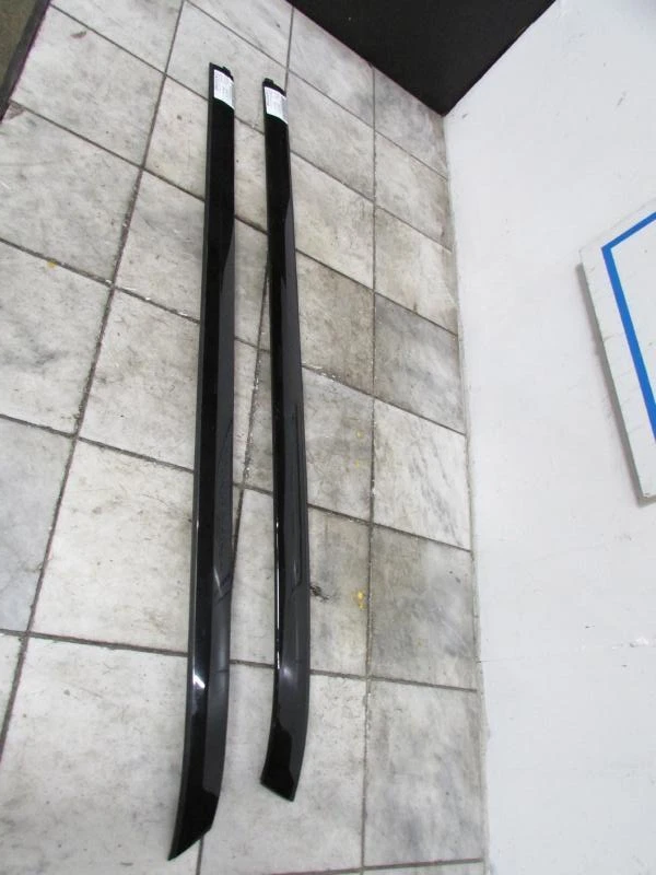 Комплект 2017 KIA SOUL Oemblacklh And Rh только молдинг для крыши 87230e4000 - Изображение 3 из 3