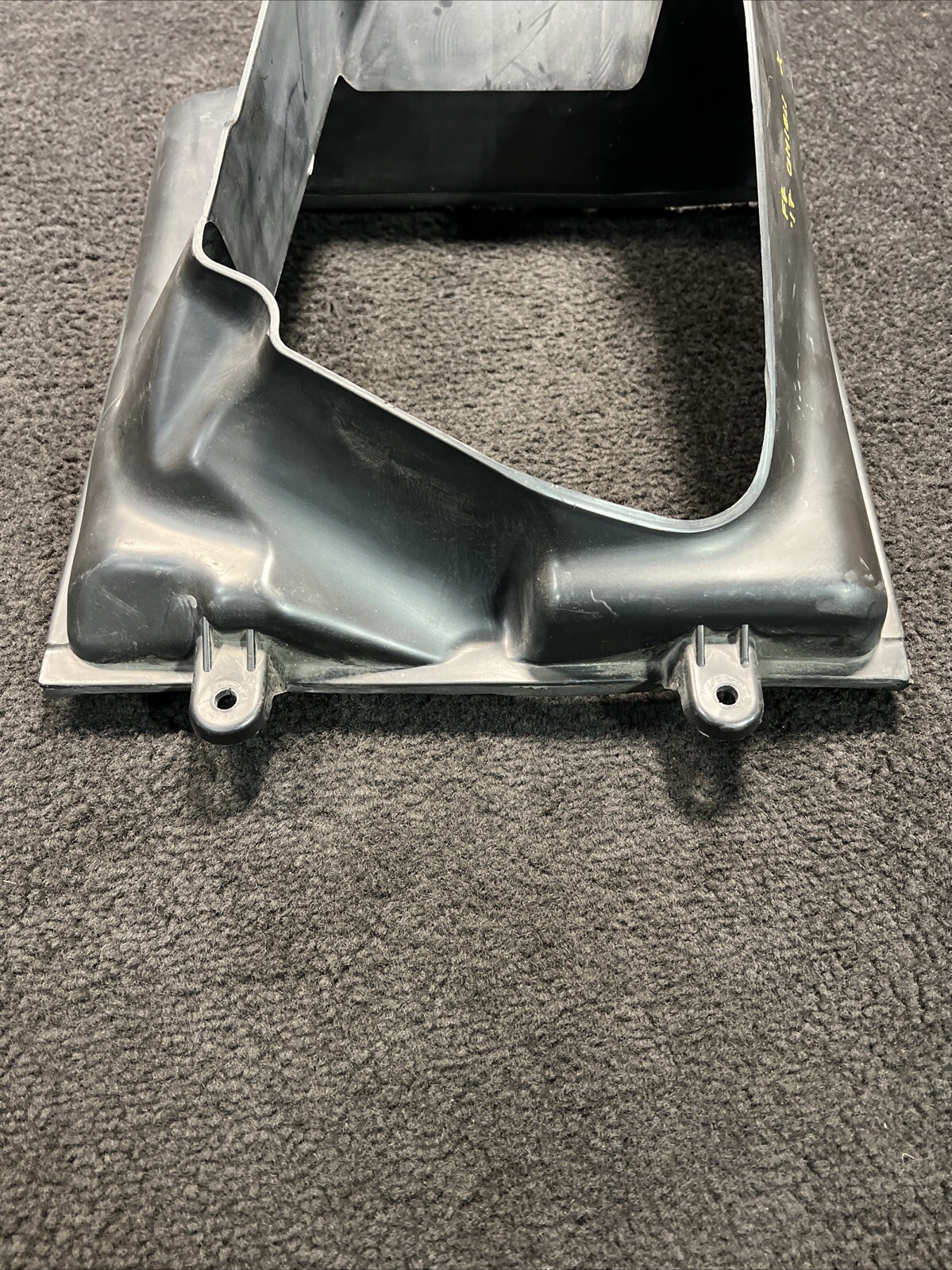 2017 Maserati Ghibli 3.0L Front Right Intercooler Duct Shroud OEM 670004139