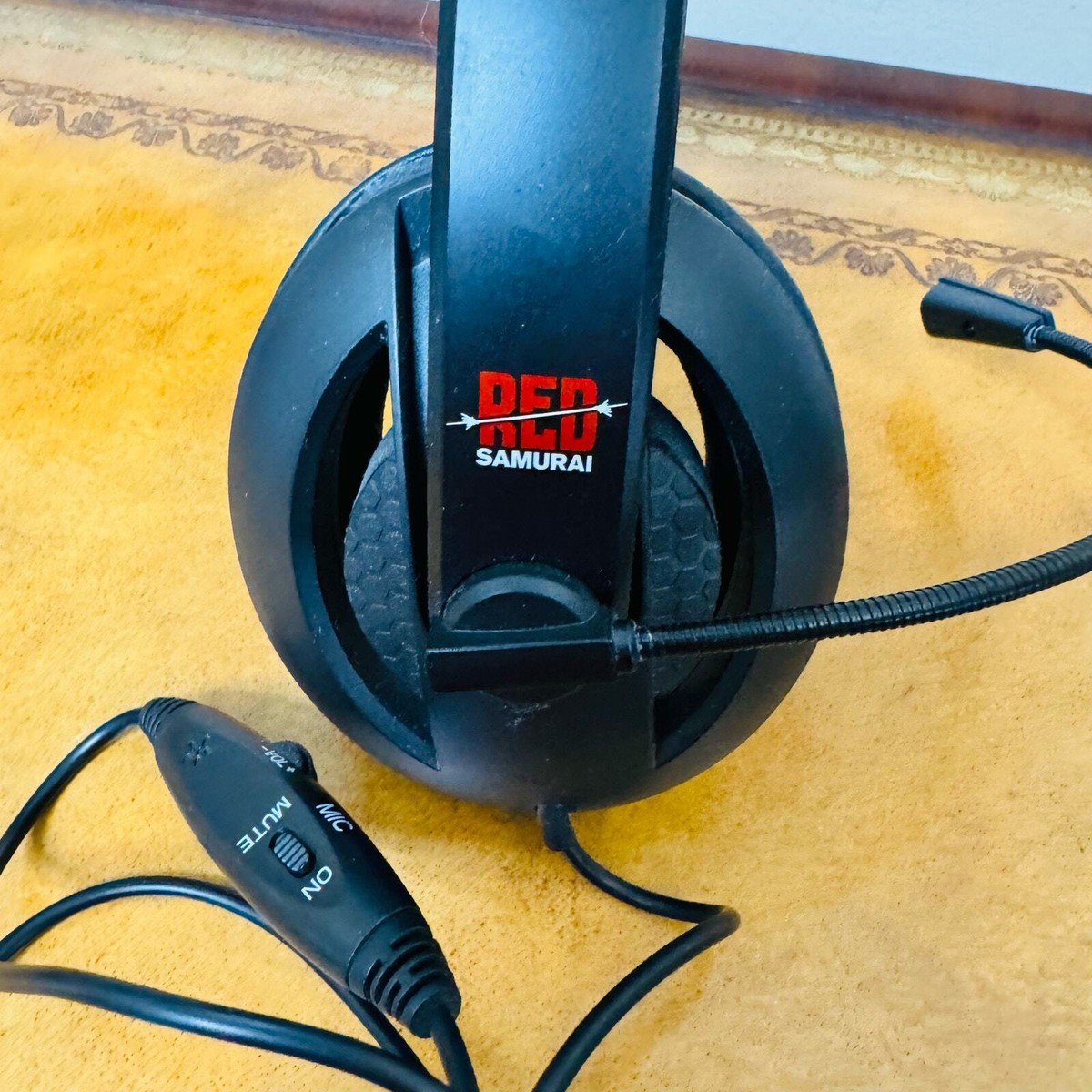 XBOX 360 Red Samurai Gaming Headset Microphone Excellent Condition