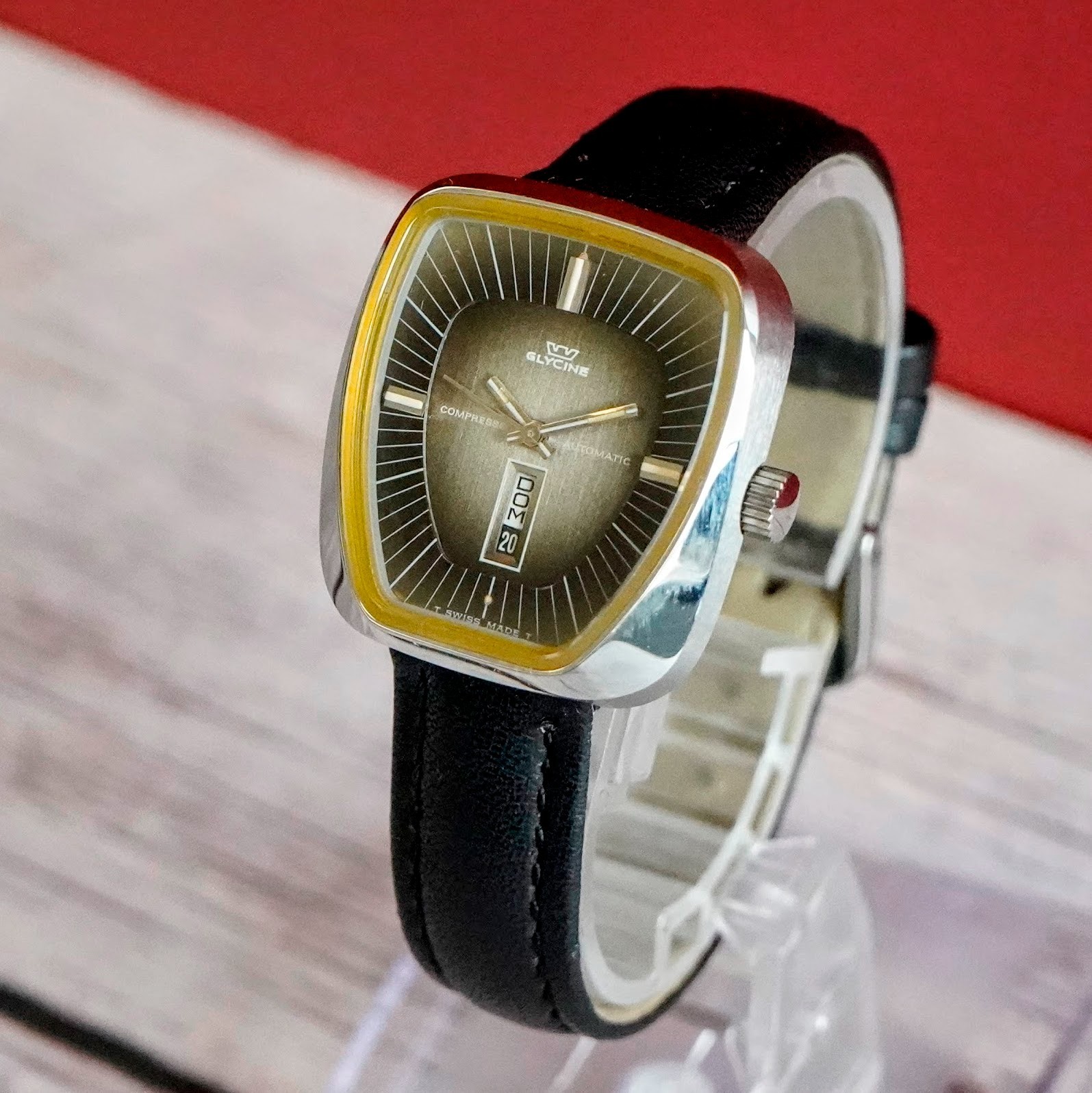 1960s Ladies Glycine Compressor Automatic Watch 365.201 Day/Date 28mm S.S. NOS image 4