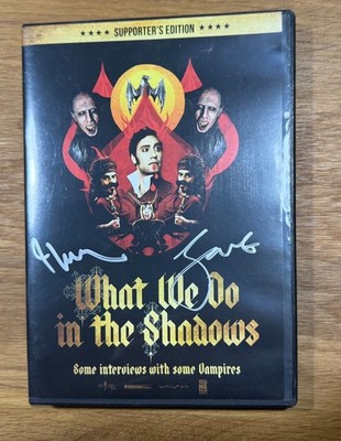 What we  do in the shadows DVD signed Taika Waititi Jemaine Clement