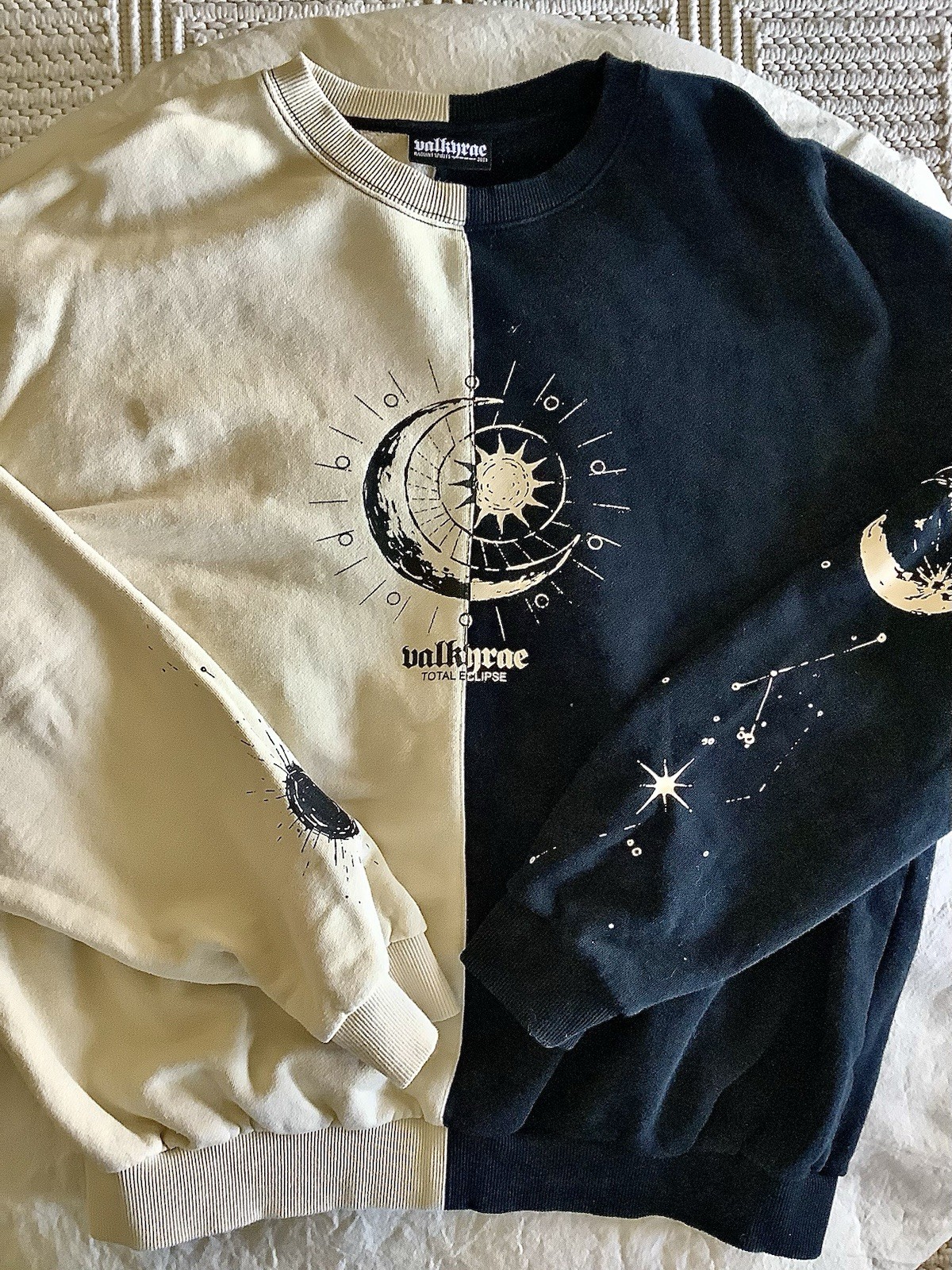 Valkyrae Eclipse Sweatshirt Medium - image 1