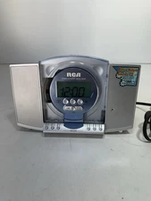 RCA Stereo CD Player w/ Digital AM/FM Tuning Clock Radio RP3755A 