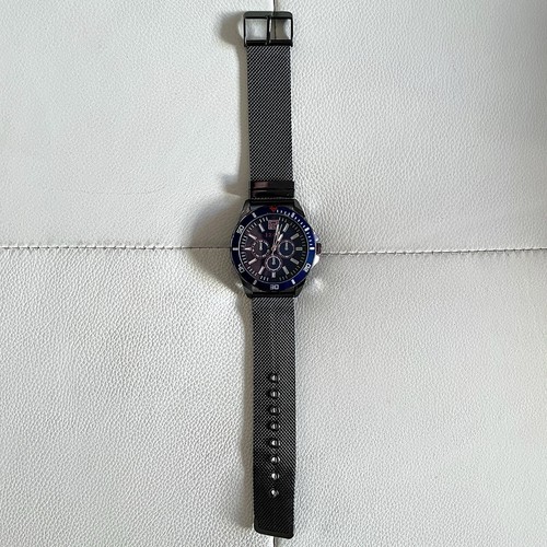 IZOD Watch Men Graphite Tone 44mm Blue Bezel Mesh Band Faux Chrono Needs Battery