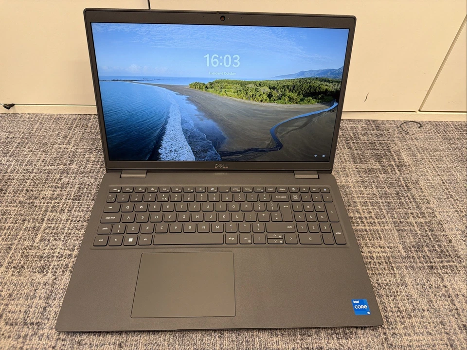 Dell Latitude 3520 · i5-1135G7 · 8GB · 512GB, photo 1 of 5