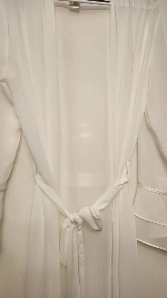 In Bloom by Jonquil Robe Womens Large White Sheer Belted Bridal Bell Sleeve - Image 4 of 4