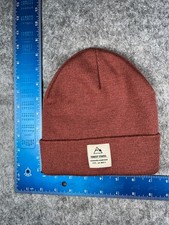 Forest States Zara Beanie Toque Adult One Size Red Knit 100 Acrylic Ski Camp