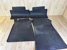 Mercedes W202 Gummimatten Matten im Set 4 Teile Mercedes W202 Gummimatten Matten im Set 4 Teile