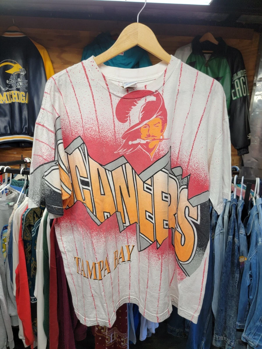 Tampa bay buccaneers retro t shirt hotsell