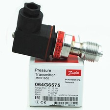 One New Pressure Transmitter For Danfoss MBS1900 064G6575 Free Shipping