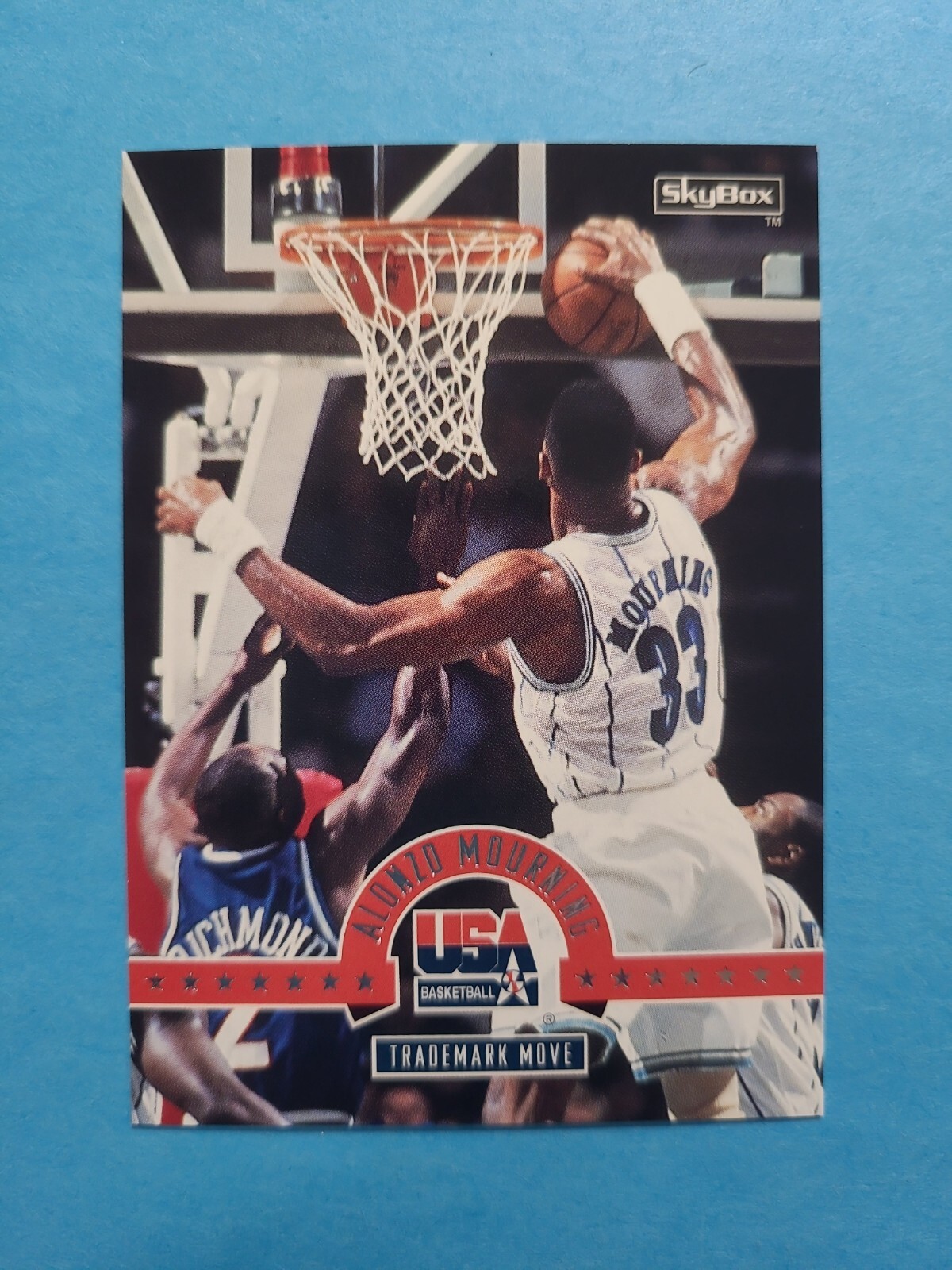 ALONZO MOURNING 1994 SKYBOX TEAM USA BASKETBALL CARD # 5 F7272
