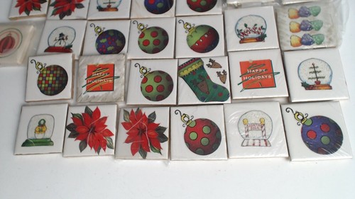 26 vintage Ceramic Tile Refrigerator Magnets W/ Ornaments & Christmas Motiff - Picture 4 of 5
