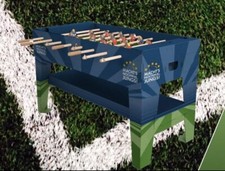 Fu&szlig;ball Kickertisch aus Karton