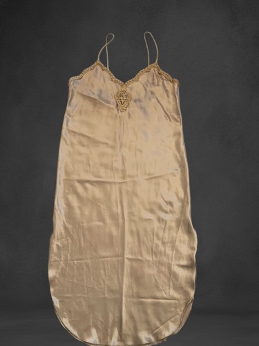 California Dynasty Women’s Nightgown MED Gold Sleeveless Knee Length Satin VTG - Picture 2 of 23
