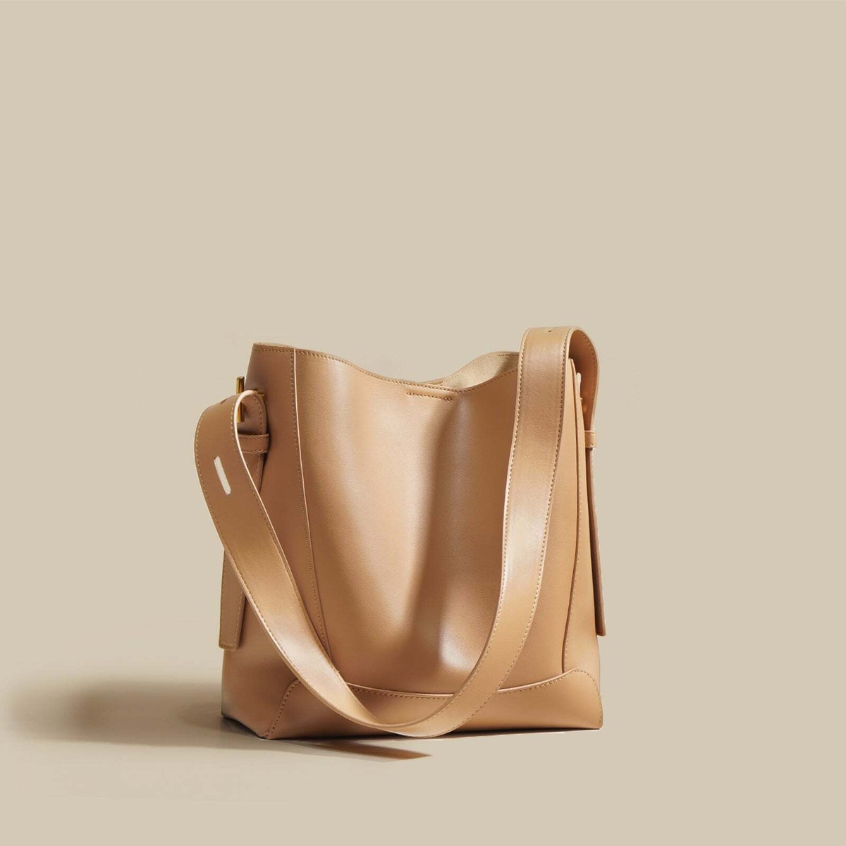 大西 MINIMAL LEATHER SHOULDER BAG 2926B Black Leather Shoulder Bag for Women Minimalist Work Tote