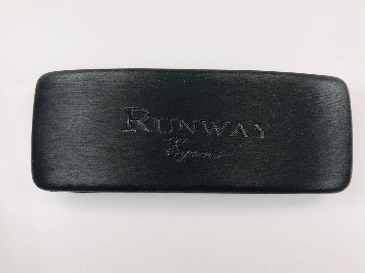 New Runway Eyewear RT-826 Gold Titanium Eyeglasses 54/16/135 New Runway Eyewear RT-826 Silver & Blue Titanium Eyeglasses  main image 4
