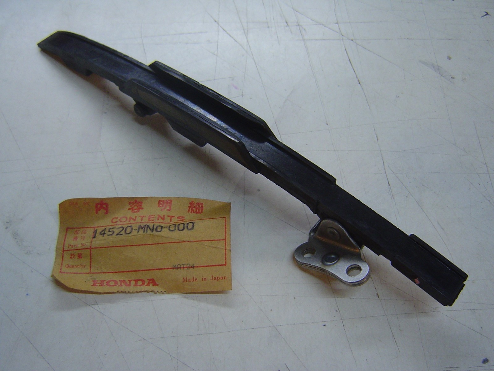 Patin distribution VF750C VF750S HONDA 14520-MN0-000 de moteur