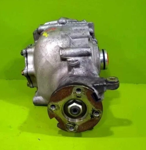 2003-2008 INFINITI FX35 Front Axle Differential Carrier 3.692 Ratio Foto 2 de 4