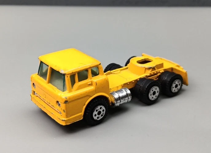 Yat Ming Yellow Vintage Manufacture Diecast Cars, Trucks & Vans