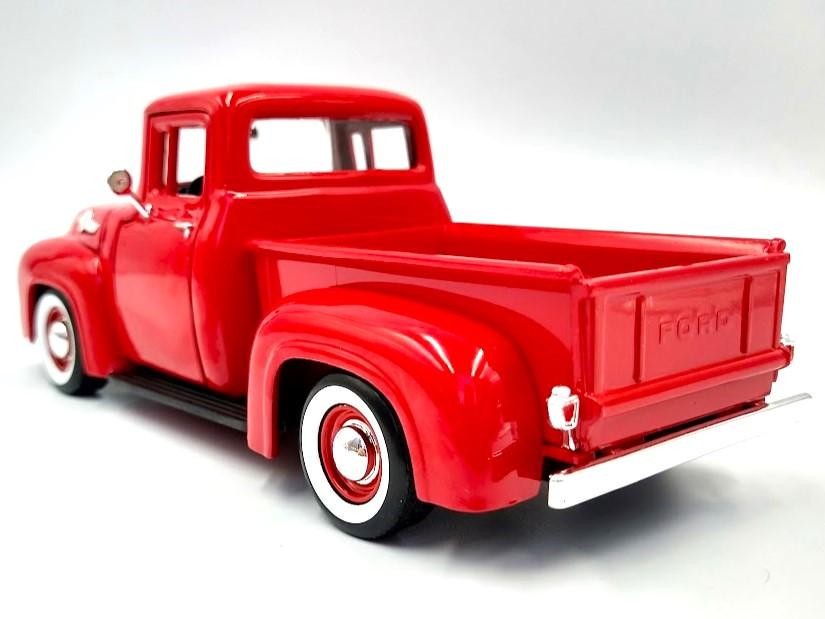 モーターマックス 1/24 1956 フォード F-100 ピックアップ RED 1956 Ford F-100 Pickup Red 1:24 Scale Diecast Model Truck