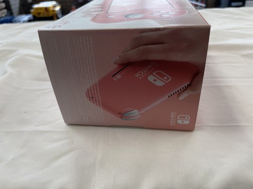 Nintendo Switch Lite HDH-001 Coral in Box - 2TB SD Card - PPSKN (346933) - Picture 15 of 16
